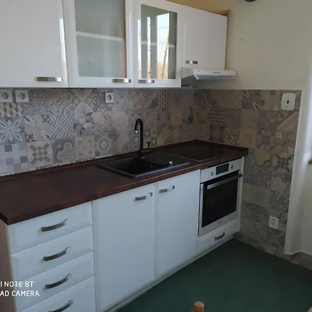 Chalupa U Prostredniho Rybnika Nyaraló